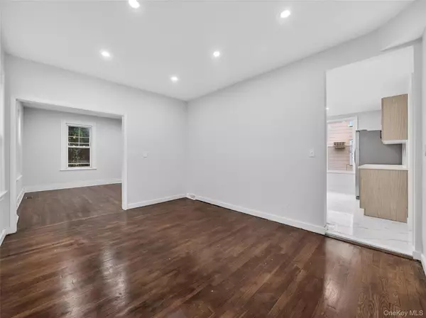 Suffern, NY 10901,17 W Maple AVE