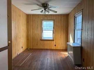 Massapequa, NY 11758,163 Massachusetts AVE