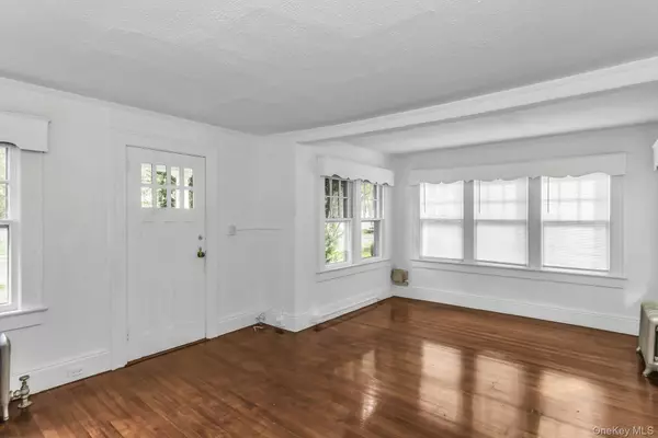 Freeport, NY 11520,251 N Long Beach AVE