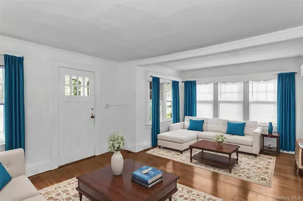 Freeport, NY 11520,251 N Long Beach AVE