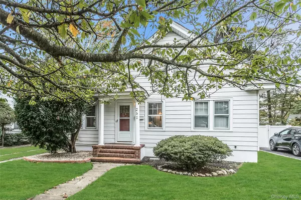 Freeport, NY 11520,251 N Long Beach AVE