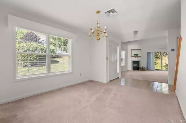 Carmel, NY 10512,100 Sparrow Ridge RD