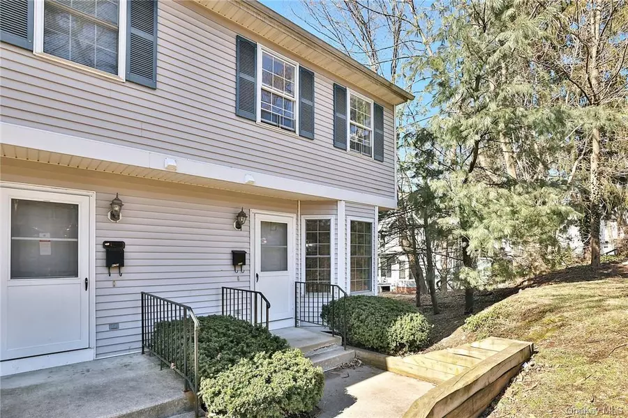 41 S Moger AVE, Mount Kisco, NY 10549