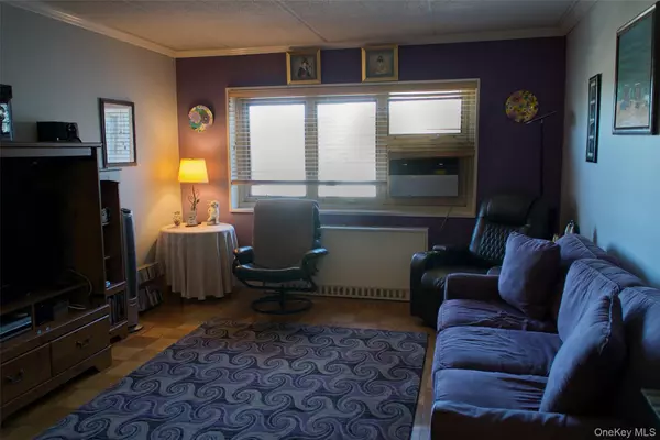 Harrison, NY 10528,470 Halstead Avenue #6V