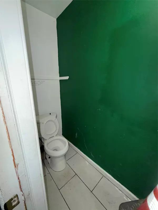 Poughkeepsie, NY 12601,380 Main ST #C