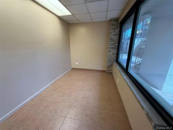 Whitestone, NY 11357,15051 14th AVE