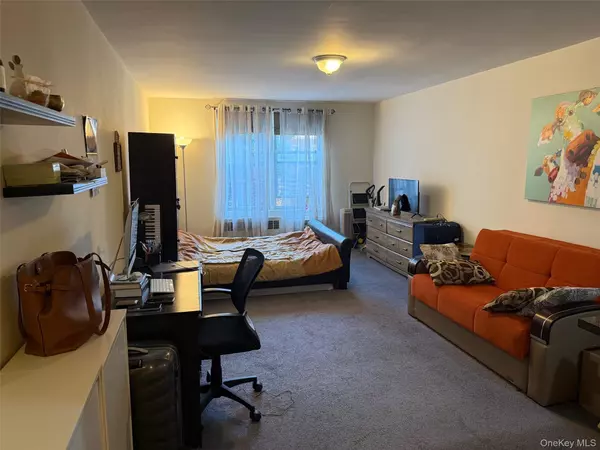 30-44 29th ST, Astoria, NY 11102