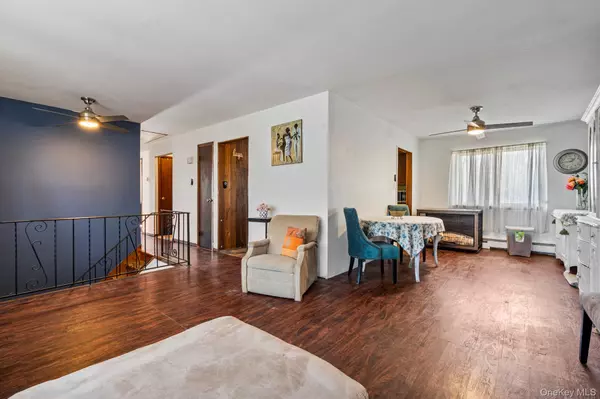 Brentwood, NY 11717,44 3rd ST