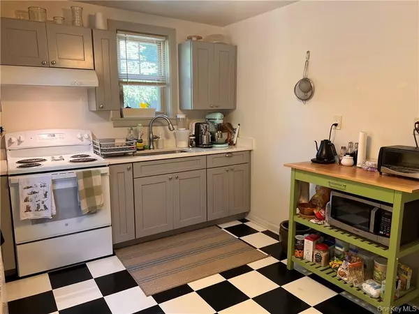 Beacon, NY 12508,14 Old Glenham RD