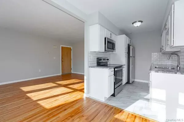 Poughkeepsie, NY 12601,55 Carroll ST