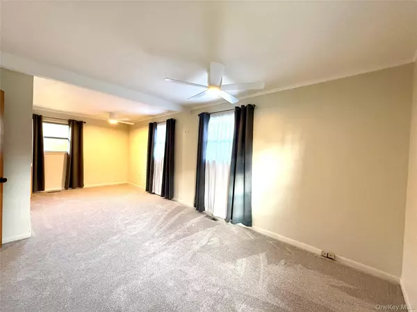 Hyde Park, NY 12538,1063 Violet AVE