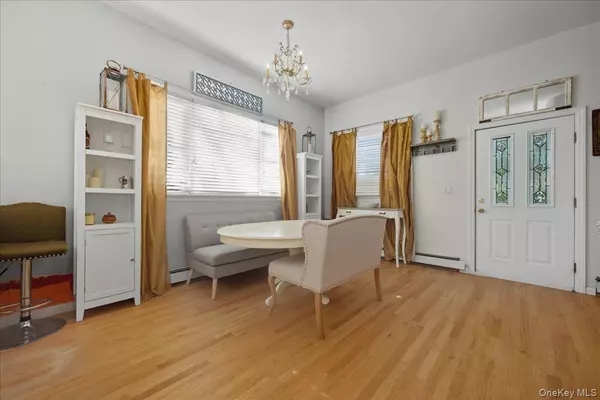 Bayville, NY 11709,5 9th ST