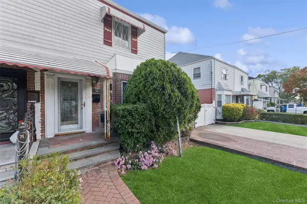 Cambria Heights, NY 11411,114-109 228th ST