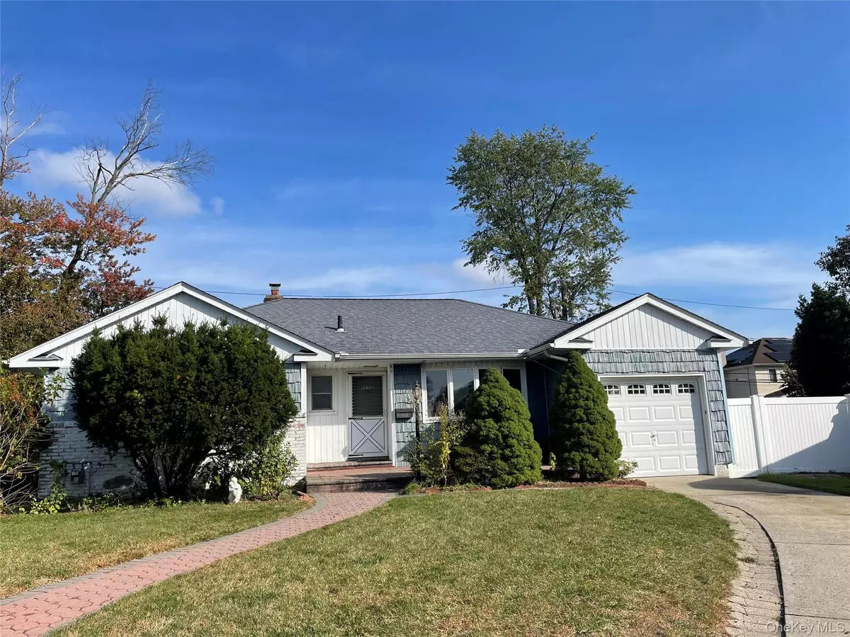 Valley Stream, NY 11580,1115 Agnes CT