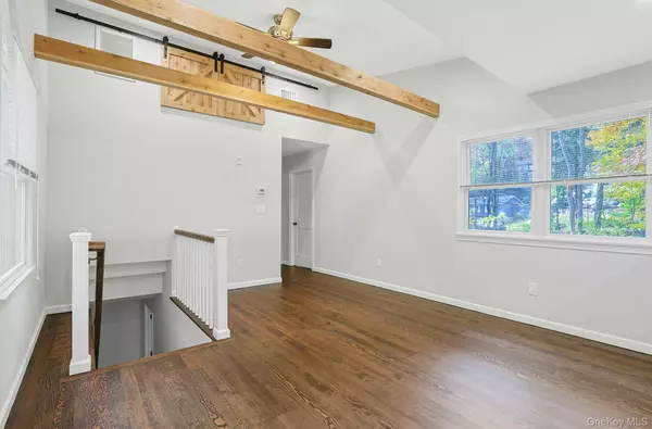 Cortlandt Manor, NY 10567,7 McDougal LN