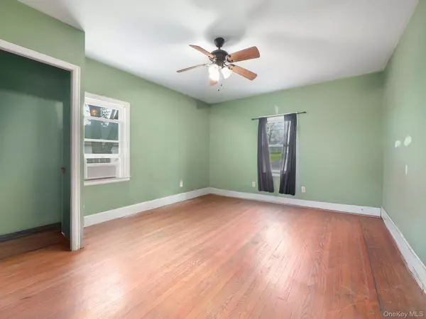 Newburgh, NY 12550,14 Bellevue RD