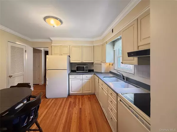 Garrison, NY 10524,112 Putnam RD