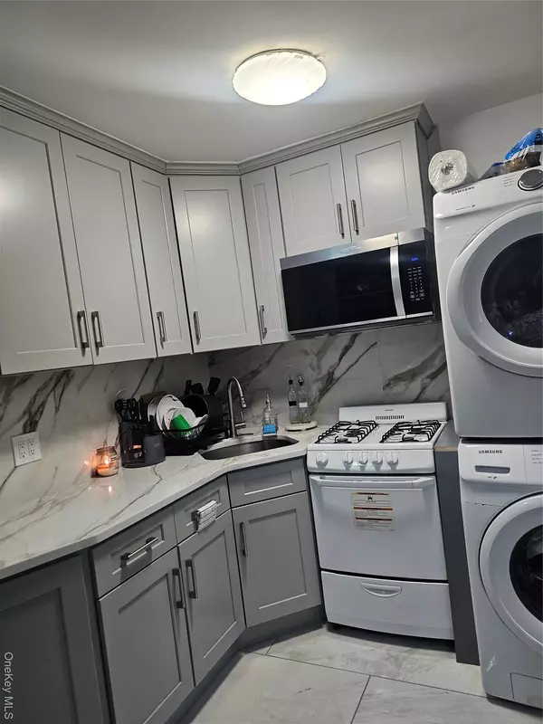 Corona, NY 11368,97- 69 Corona AVE