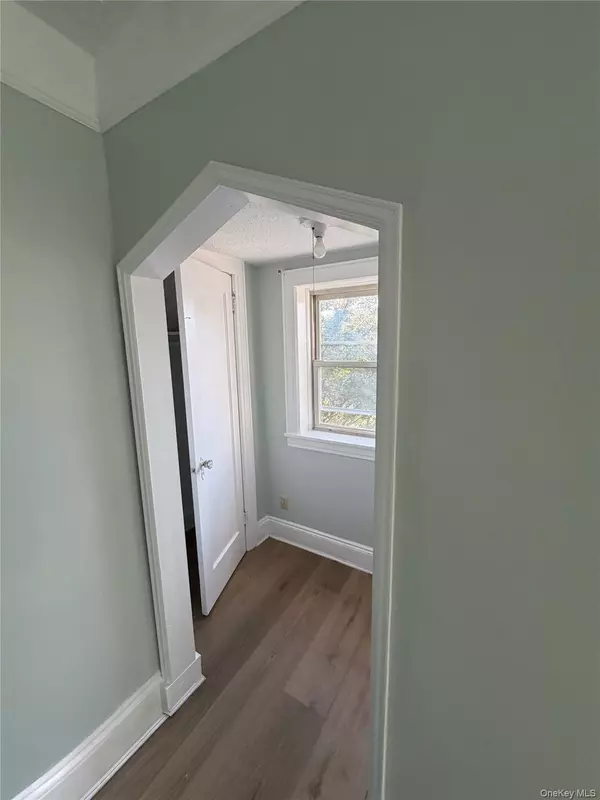 Lynbrook, NY 11563,Address not disclosed