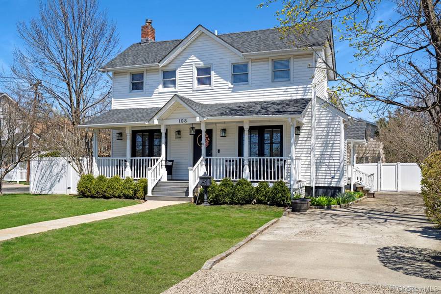 108 Sheridan AVE #2, Hewlett, NY 11557