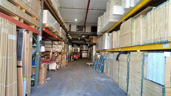 Flushing, NY 11354,28-23 119th ST