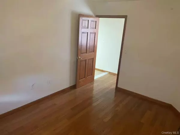 Corona, NY 11368,109-15 Westside AVE #1A