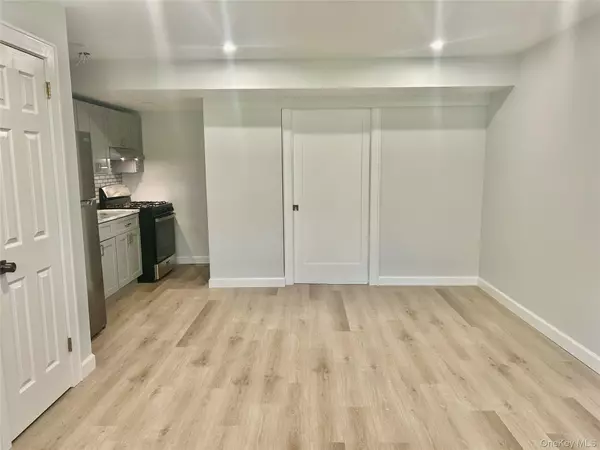 Nyack, NY 10960,14 Francis Ave