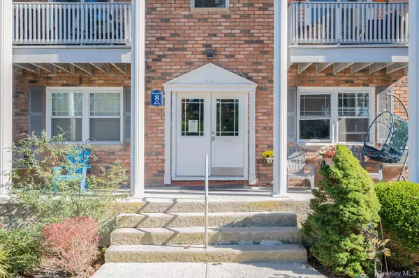 Patchogue, NY 11772,111 Fairharbor DR #111