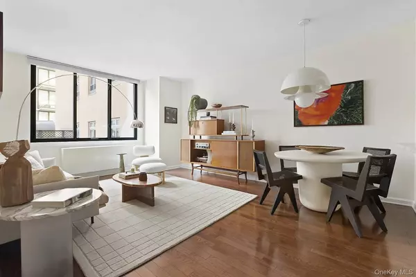 New York (manhattan), NY 10002,199 Bowery #0