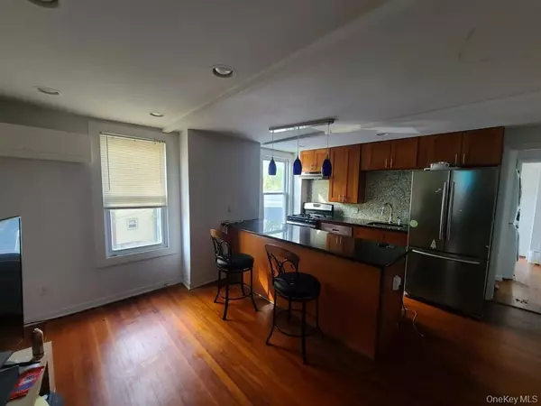 Tarrytown, NY 10591,53 S Washington ST