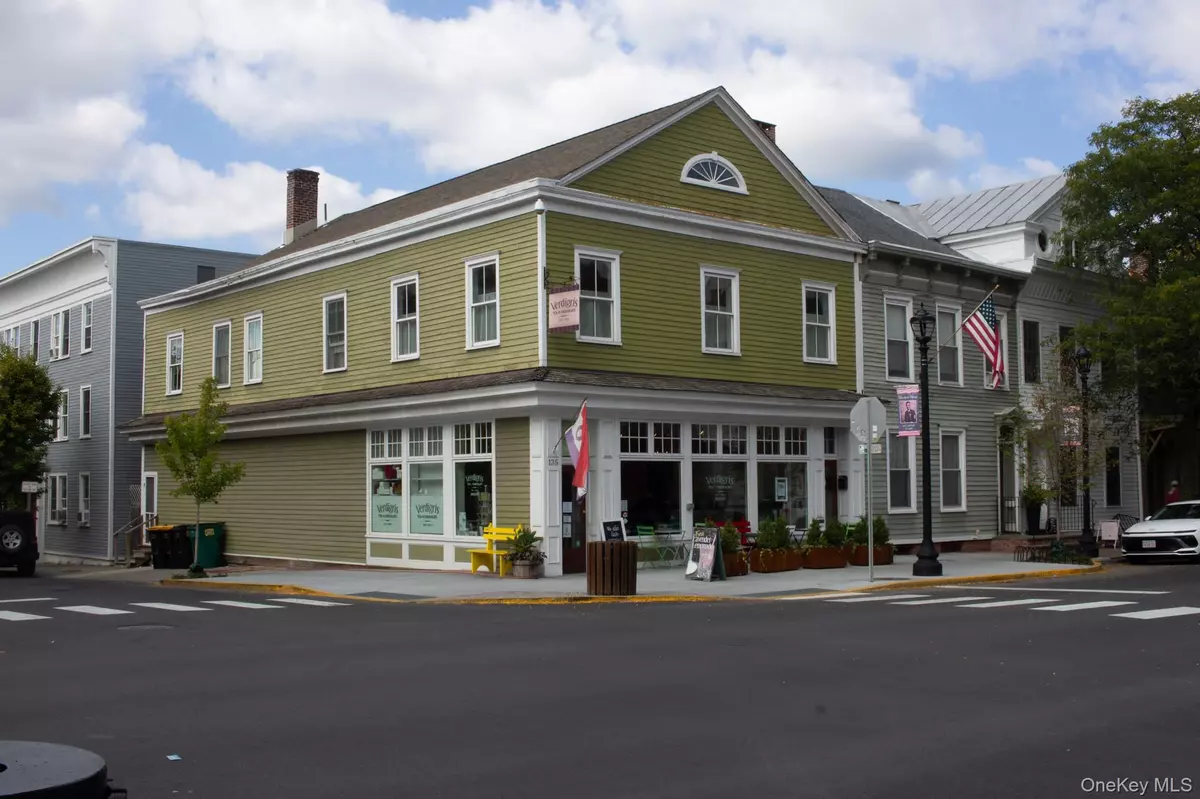 Hudson, NY 12534,135 Warren ST #A