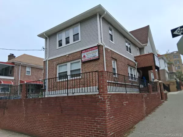 Bronx, NY 10466,601 E 226th ST #2