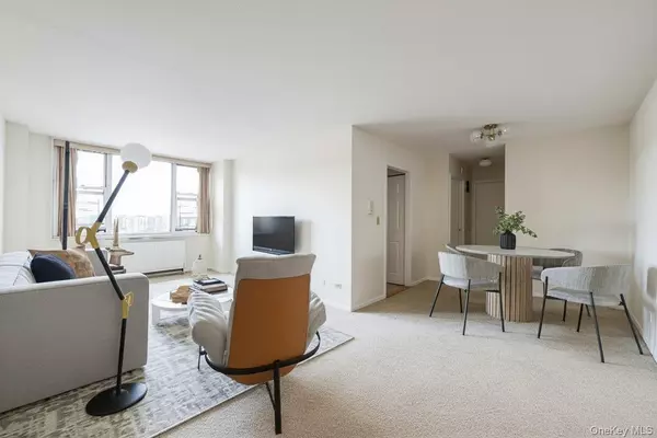 4140 Union ST #17H, Flushing, NY 11355