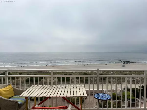 Long Beach, NY 11561,830 Shore #5J