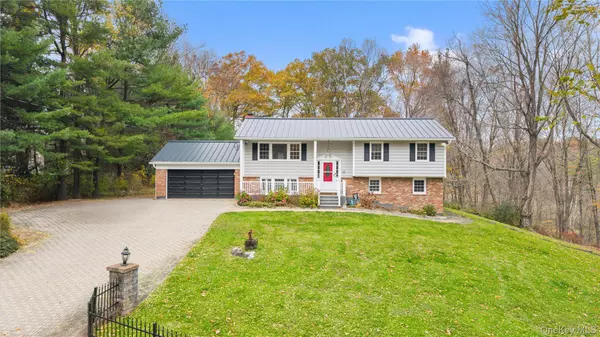 North Salem, NY 10560,70 Hilltop DR