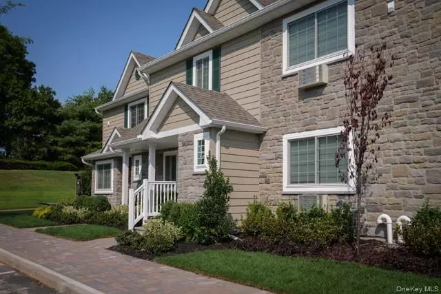 Holtsville, NY 11742,123 Cassa LOOP #123