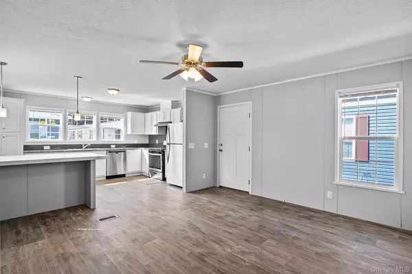 32 Ba Mar DR, Stony Point, NY 10980