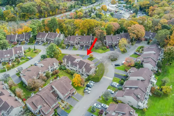 31 The Glen #31, Glen Head, NY 11545