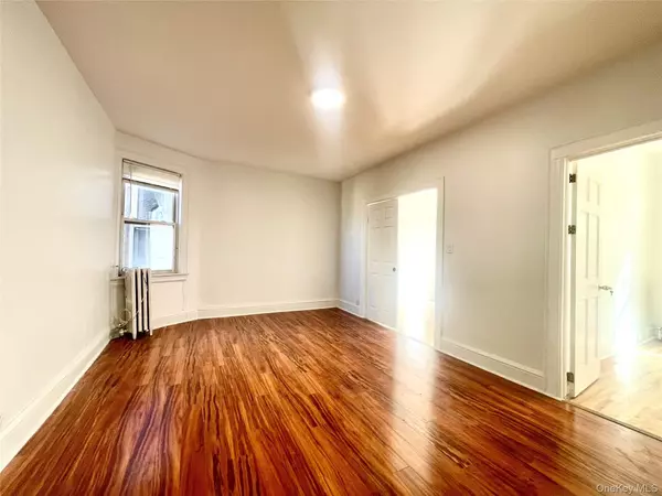 Woodside, NY 11377,5160 48th ST #2