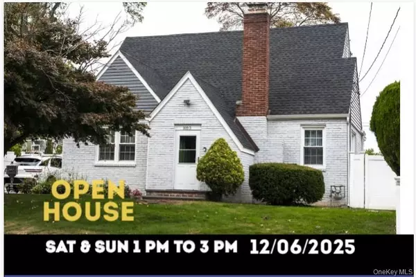 1023 Schuman PL, North Baldwin, NY 11510