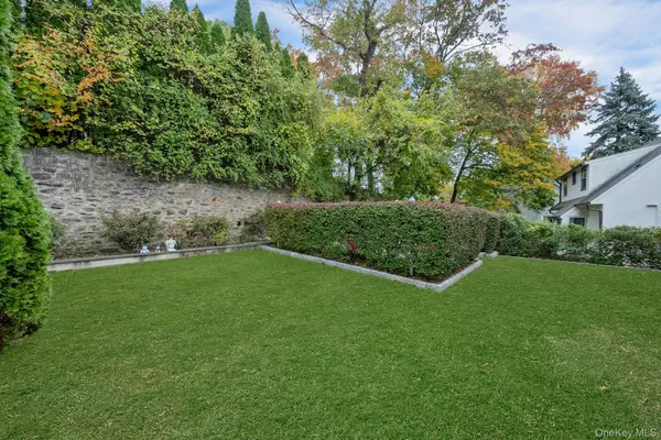 New Rochelle, NY 10801,193 Harmon AVE