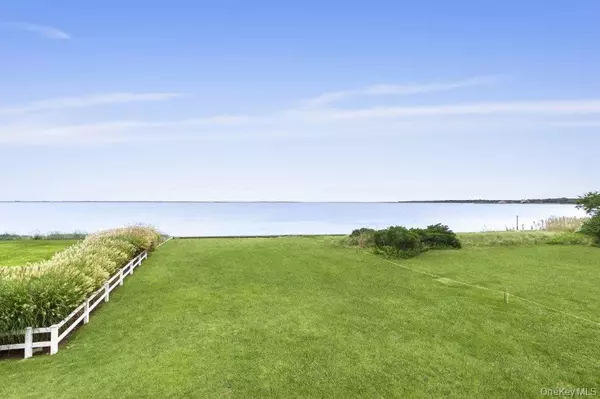 Center Moriches, NY 11934,140 Ocean AVE