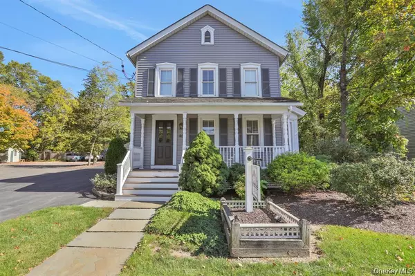 New Paltz, NY 12561,46 N Chestnut ST