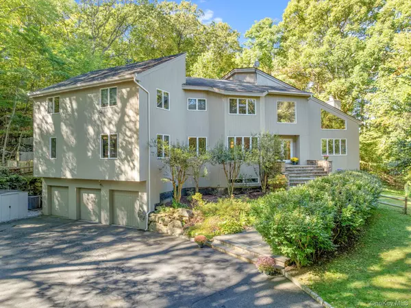 13 Kingdom Ridge RD, Bedford, NY 10506