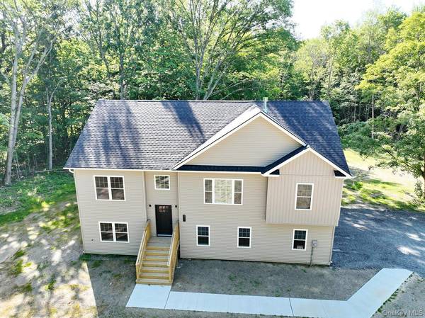 350 N Ohioville RD, New Paltz, NY 12561