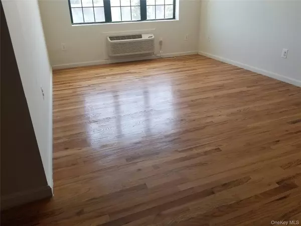 Brooklyn, NY 11236,8820 Avenue J