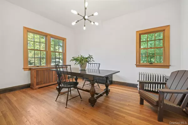 Hartsdale, NY 10530,40 Holland PL