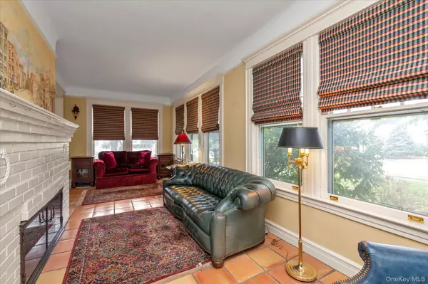 Garden City, NY 11530,125 Stratford AVE