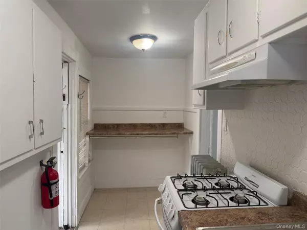 Middletown, NY 10940,49 Lake AVE #2