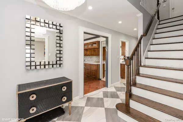 North Woodmere, NY 11581,729 Wilson ST